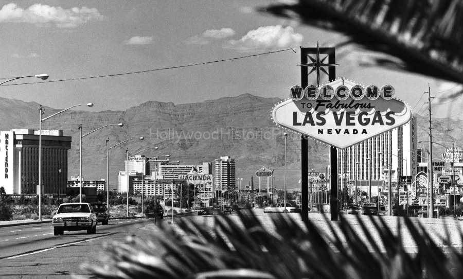 Las Vegas Strip 1970 WM.jpg